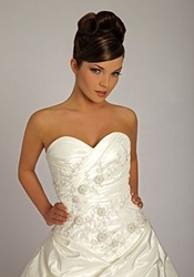 Продам свадебное платье 40-44