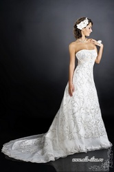 Продам очень красивое и эффектное свадебное платье 